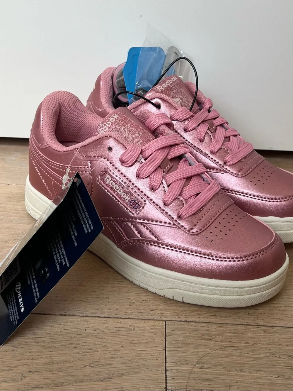 Reebok Heely's Club C Metallic Pink Rose Gold Sneakers - Women’s/Girl’s Size 4
